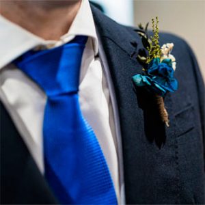 prendido novio flores preservadas